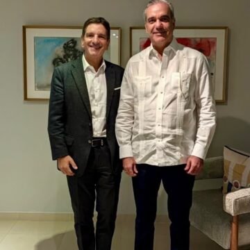 15a55099-4eb2-4584-bc08-ce971bcfaaf3 Presidente Abinader recibe en visita de cortesía al presidente de Google Cloud para América Latina