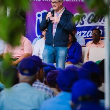 Gonzalo Castillo propone reactivar la producción agropecuaria en la provincia Duarte