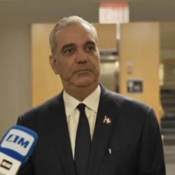 Presidente Abinader advierte a responsables de ataque contra Julián Oro Duro y su esposa: “Que se entreguen; si no, les va a ir peor”*