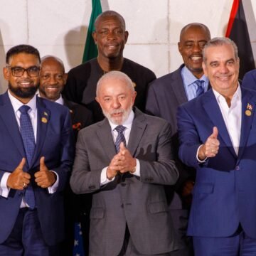 LUIS ABINADER SE CONSOLIDA EN QUINTO LUGAR ENTRE DIECIOCHO PRESIDENTES MEJOR VALORADOS DE LATINOAMÉRICA.