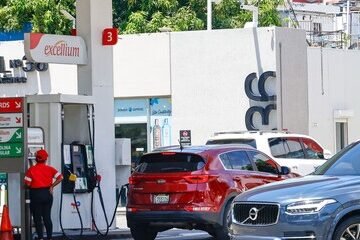 El Gobierno congela el precio de los principales combustibles; otros suben hasta RD$13