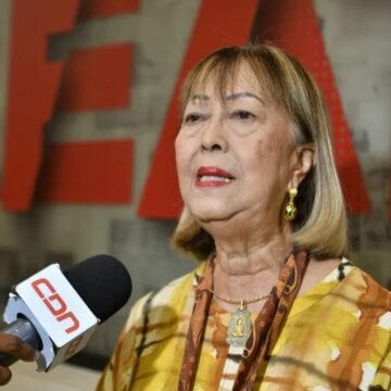 Rosa Ng denuncia campaña contra comercios chinos y xenofobia