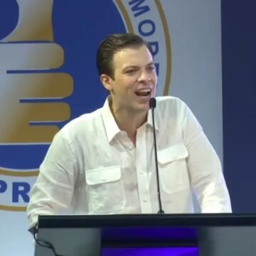Juan Garrigó asume como secretario general del PRM; promete acercar el partido a la ciudadanía