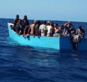 Repatrían a 51 migrantes dominicanos y haitianos interceptados en aguas de Puerto Rico