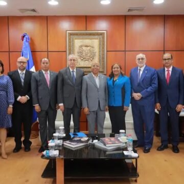 Cámara de Diputados recibe proyecto de ley del Poder Ejecutivo para transformar el ensanche La Fe