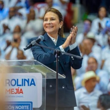 Carolina Mejía asegura cuenta con más de 50 diputados, ocho senadores y más de 120 alcaldes y directores