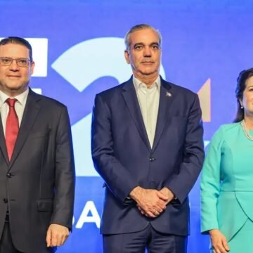 El Gobierno lanza “Empresas en 24 Horas”, una plataforma digital para agilizar la constitución de negocios en la RD