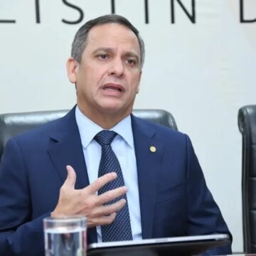 Luis Henry Molina: “En cualquier parte del mundo, todos los jueces de la Suprema son políticos”