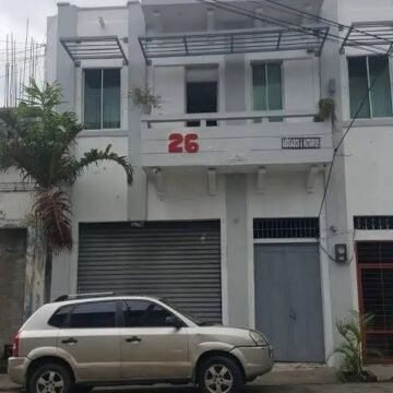 Allanan hotel en la Zona Colonial por presunta explotación sexual de hombres
