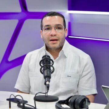 Charlie Mariotti Jr. cuestiona aumentos de facturas eléctricas y pide investigar cobros irregulares 