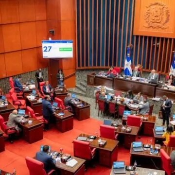 Senado aprueba de urgencia proyecto que busca reducir aranceles de EE. UU. a exportaciones dominicanas