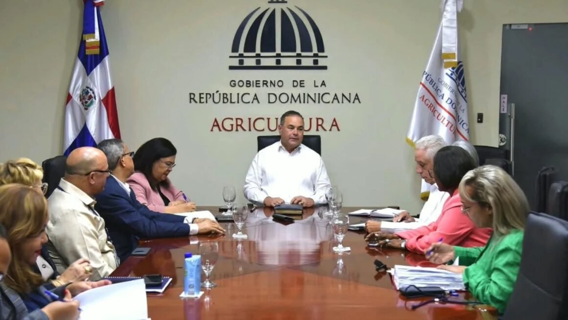 INFOTEP y Agricultura impulsan capacitación para modernizar la producción agropecuaria