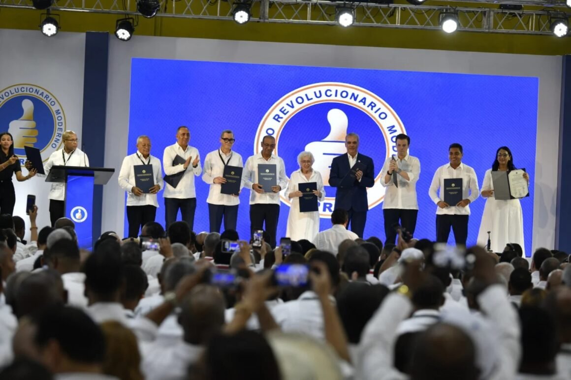 PRM deja vencer el plazo para sustituir a Frías
