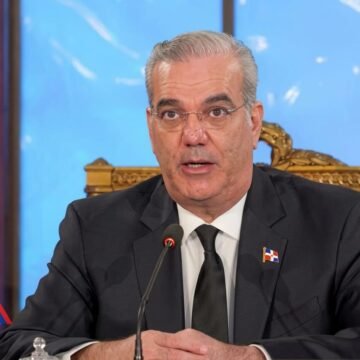 Abinader plantea eliminar término “doméstica” por considerarlo despectivo