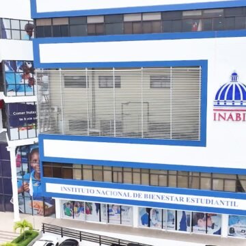 INABIE abre consulta pública sobre los proyectos de pliegos de condiciones para adquirir utilería escolar de los años lectivos 2027-2028 y 2028-2029
