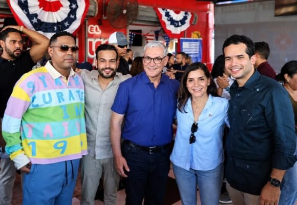 De la embajada al colmado: la nueva diplomacia popular de Estados Unidos en América Latina