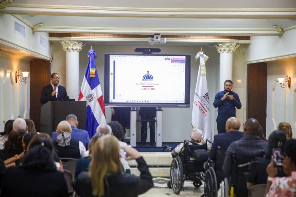 WhatsApp-Image-2026-10-22-at-8.04.35-AM Gobierno y sociedad civil impulsan reforma integral de la Ley de Discapacidad en taller de consulta