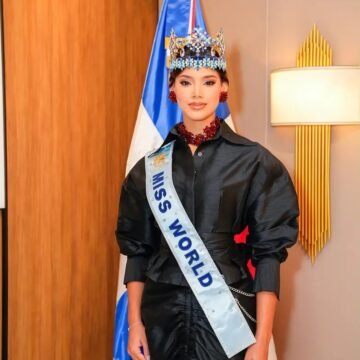 Senado reconoce a Joheirry Mola tras conquistar la corona de Miss Mundo 2026