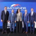 Líderes de INICIA presentan en AMCHAMDR su visión para transformar educación