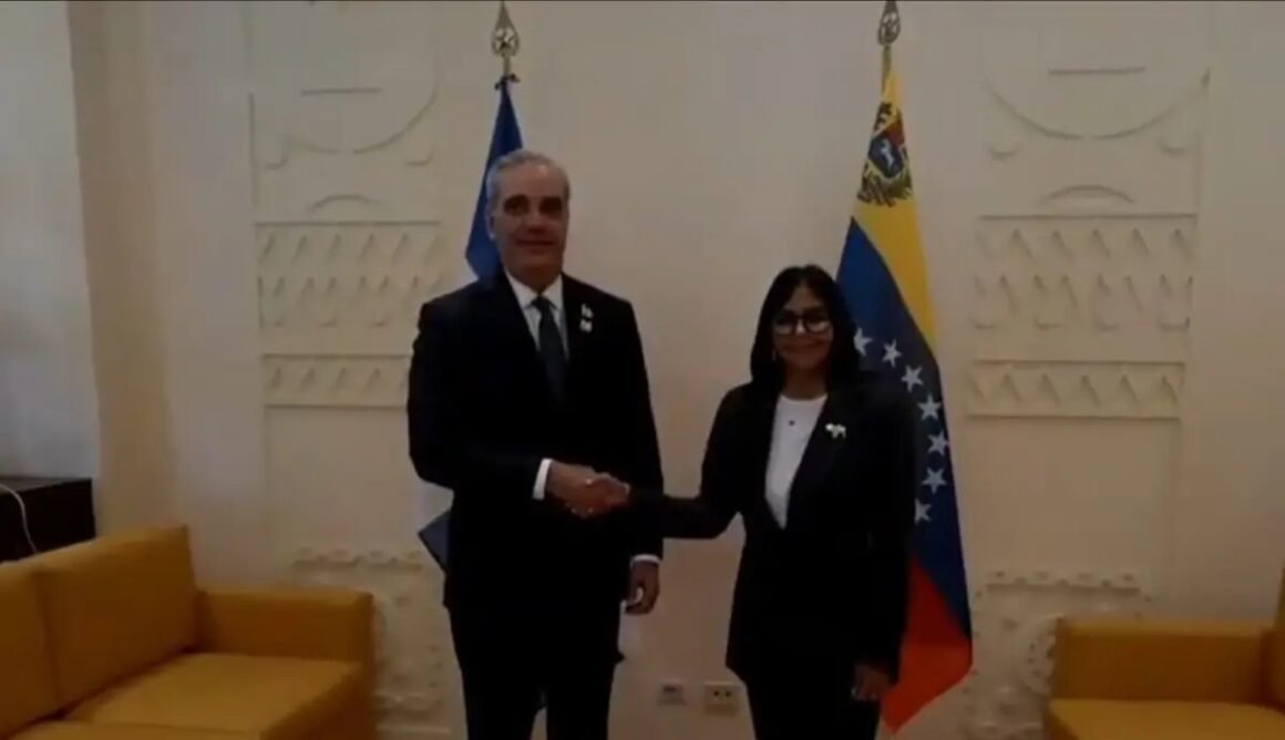 Abinader y Delcy Rodríguez se reúnen en Roma